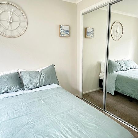 Bright&Cozy Room - Homestay Style - On Street Parking Only Auckland Exterior foto